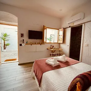 Apartamento La Lola - Patio Privado, Jerez de la Frontera